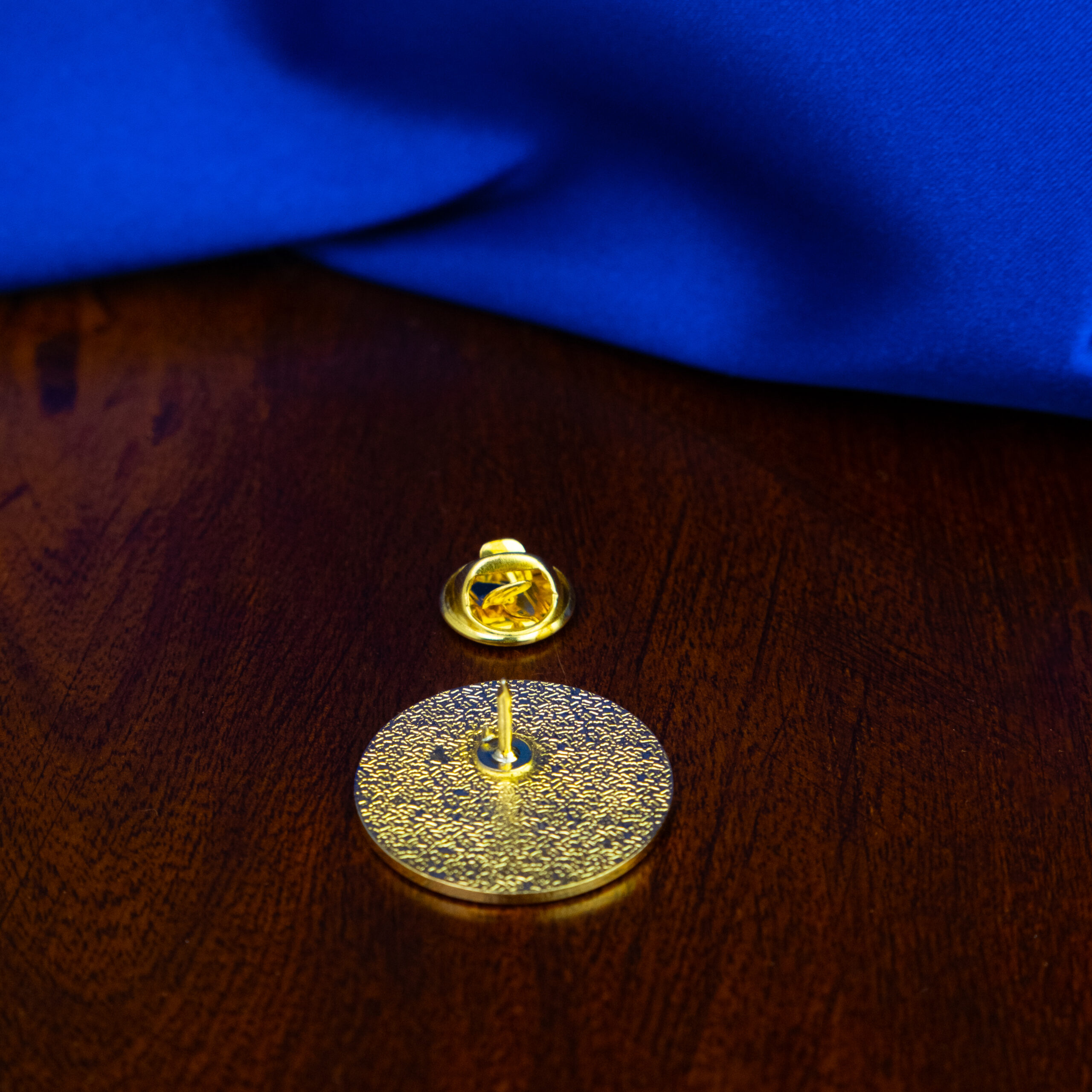 Lapel / Tie Pin (Gold) - Image 4